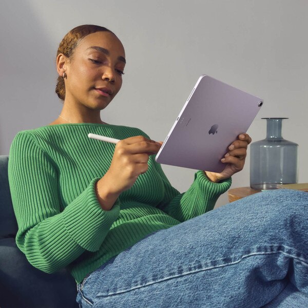 Apple iPad Air M2 (13-inch) | ISU Book Store