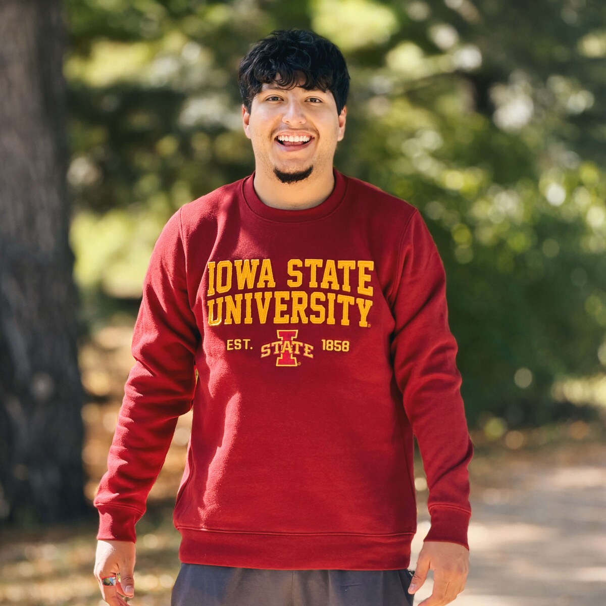 Artisans I-State Cardinal Felt Applique Crewneck Sweatshirt