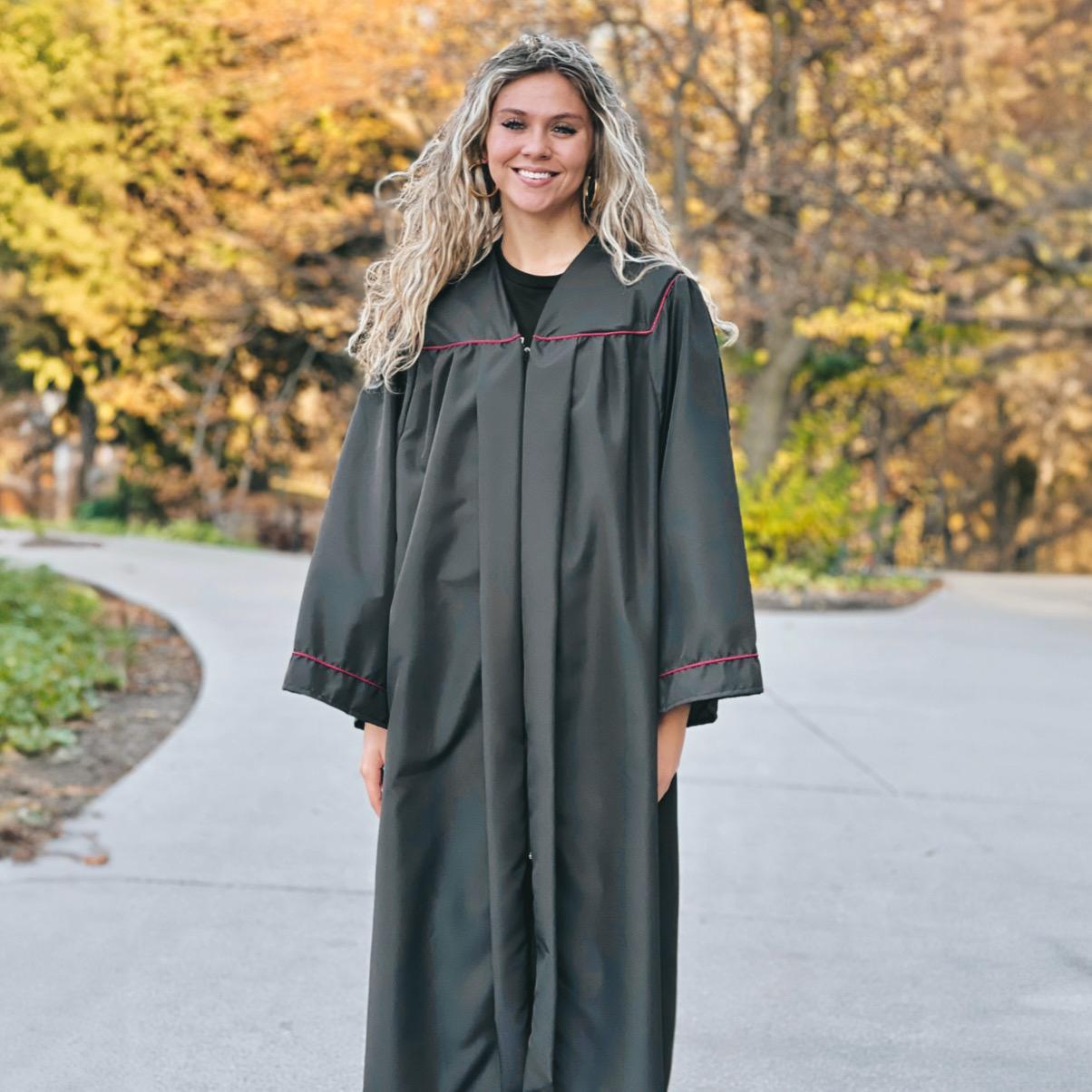 graduation dress bachelor Endea Graduation Deluxe Bachelor Graduation Gown main image 0